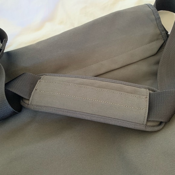 Messenger bag - Picture 10 of 10